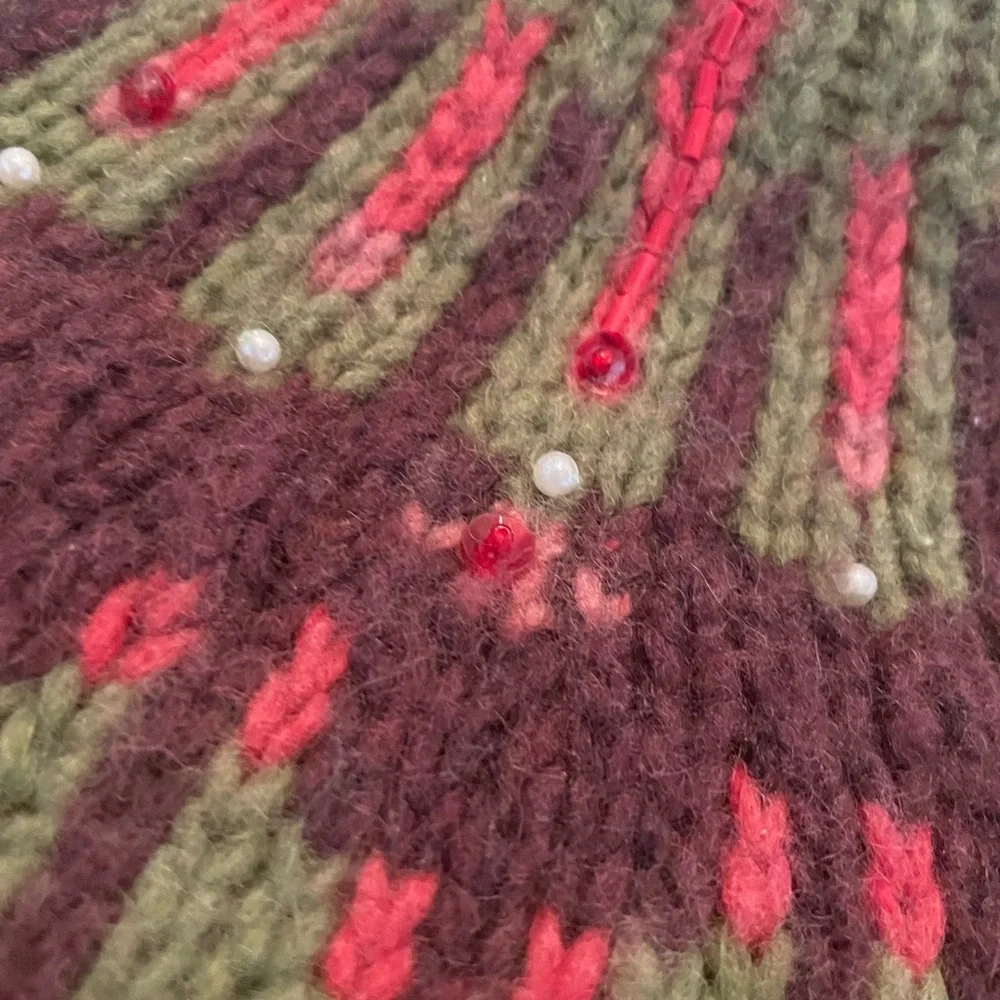 Women's Red Patterned Sweater - Picture 8 of 8